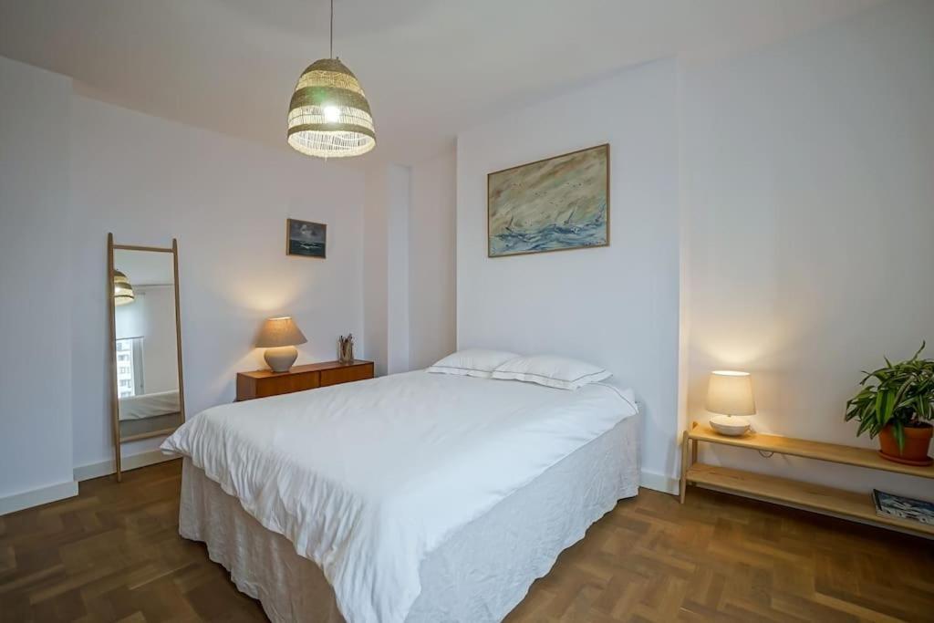 Central Apartment - Nido'S Area Boekarest Buitenkant foto